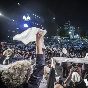 Levantemos los pañuelos. Un pueblo contra la impunidad